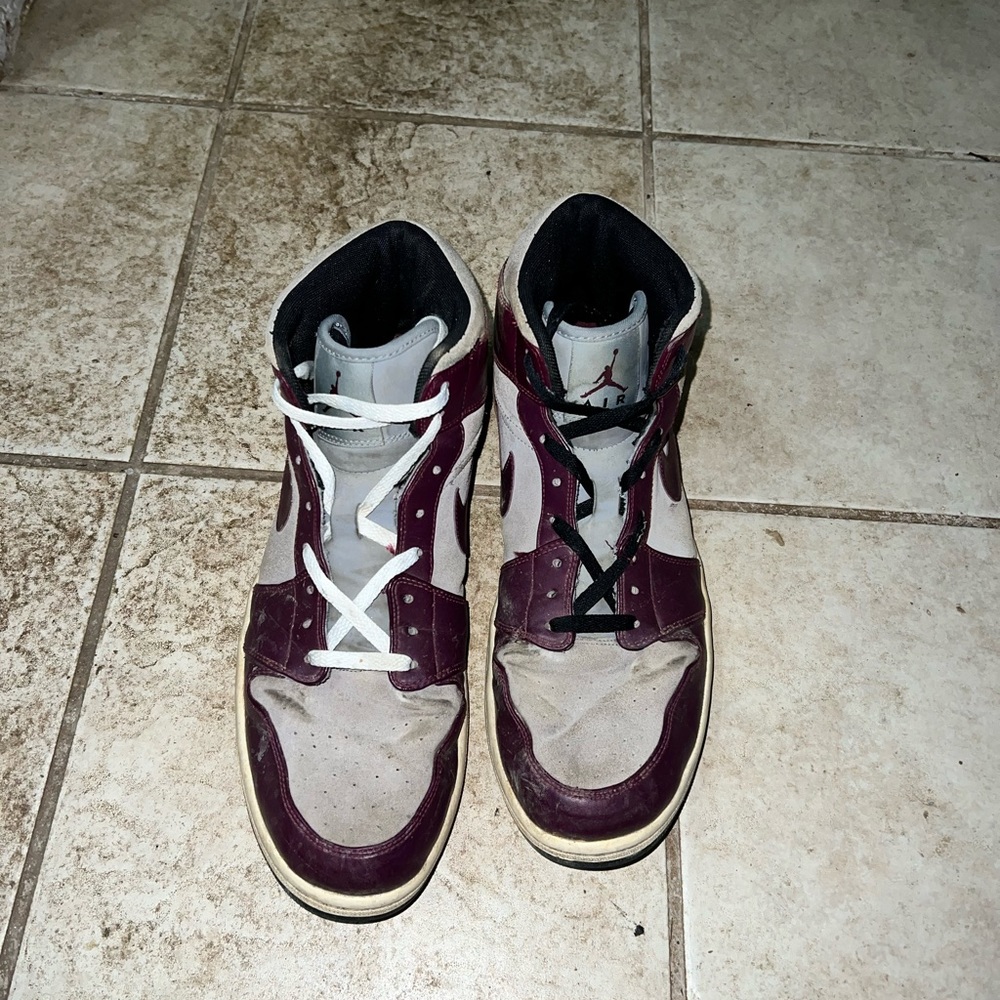 Jordan one mid size 14 used